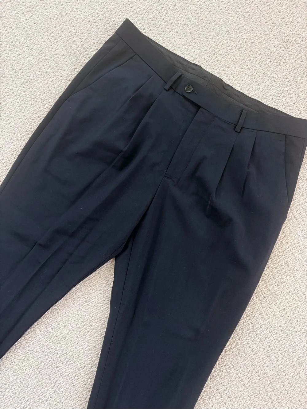 Express Men's Black Pleated Dress Pants 34W